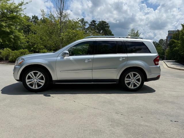 Mercedes-Benz GL-Class GL450 4MATIC 2011