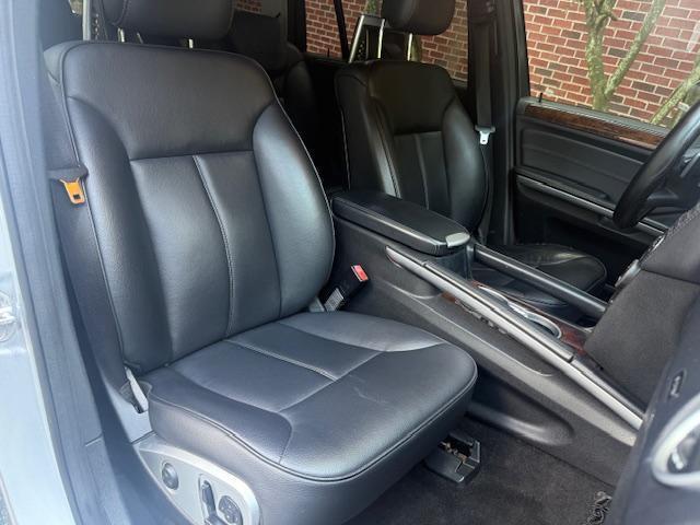 Mercedes-Benz GL-Class GL450 4MATIC 2011