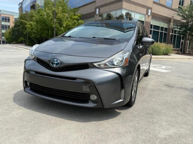 Toyota Prius V Five 2016