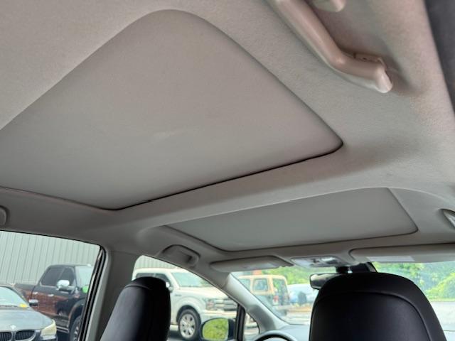 Toyota Prius V Five 2016