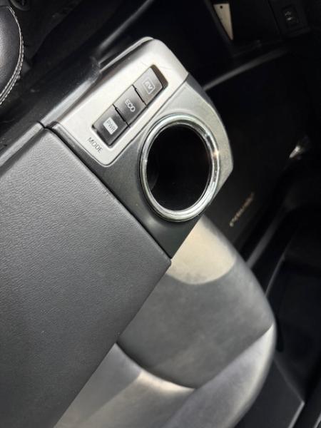 Toyota Prius V Five 2016