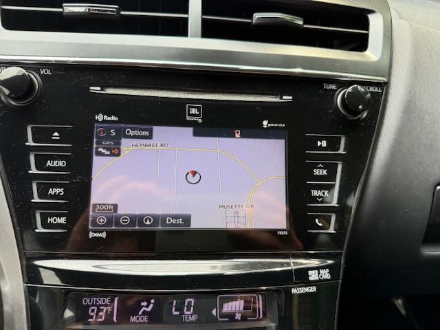 Toyota Prius V Five 2016