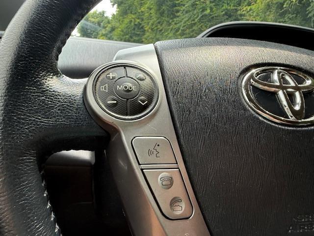 Toyota Prius V Five 2016