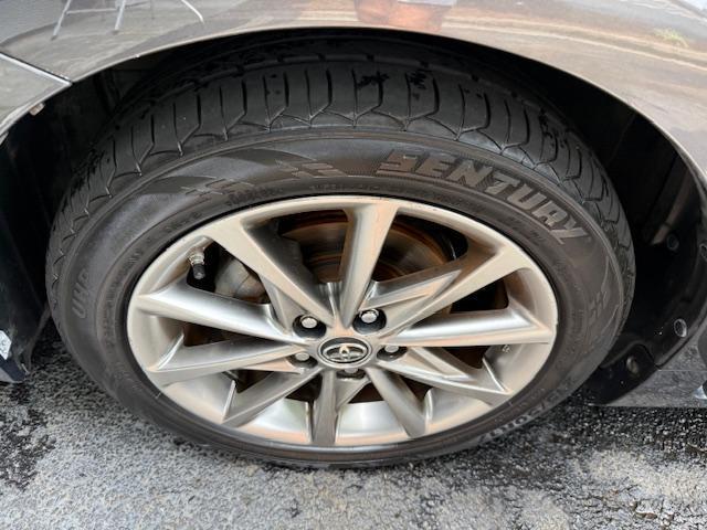 Toyota Prius V Five 2016