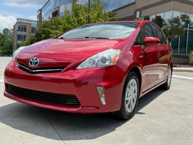 Toyota Prius V Two 2013