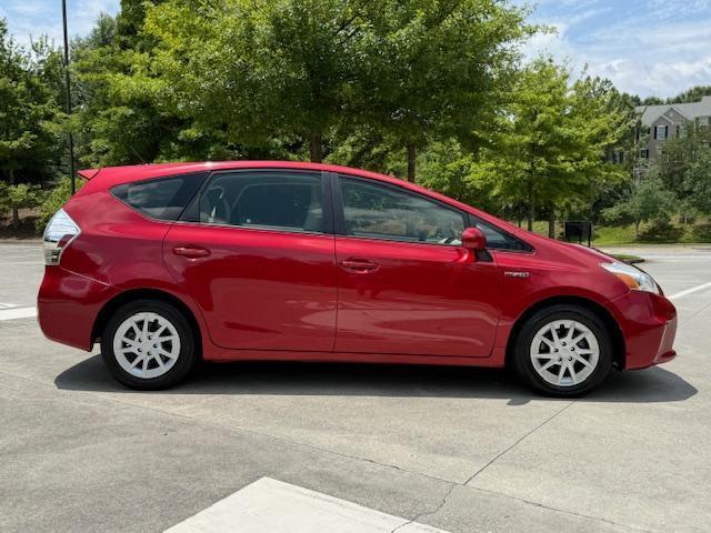 Toyota Prius V Two 2013