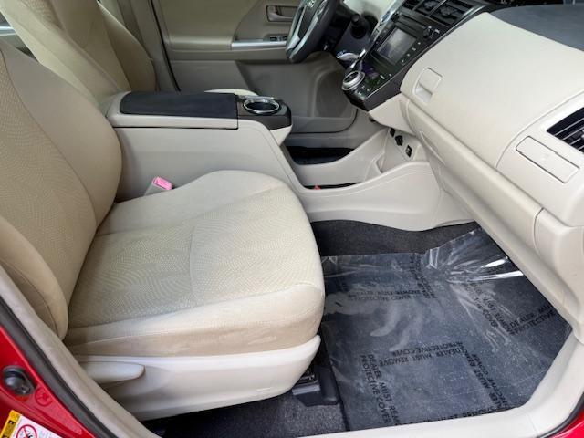 Toyota Prius V Two 2013