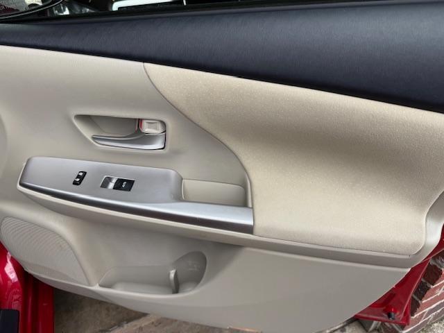 Toyota Prius V Two 2013