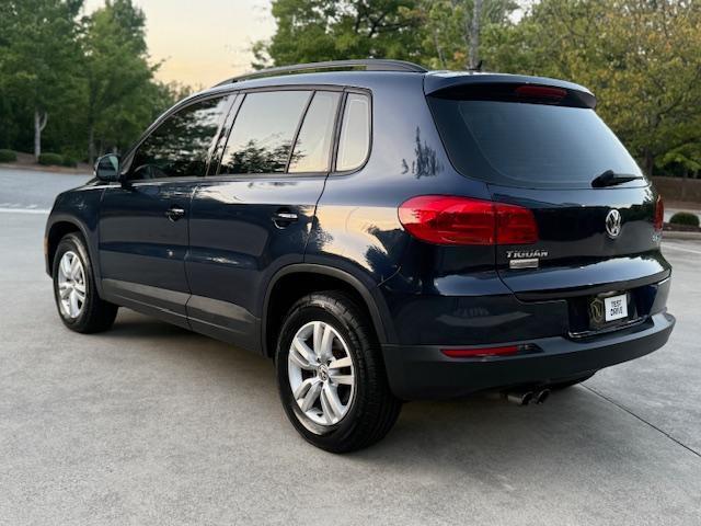 Volkswagen Tiguan SE 2016