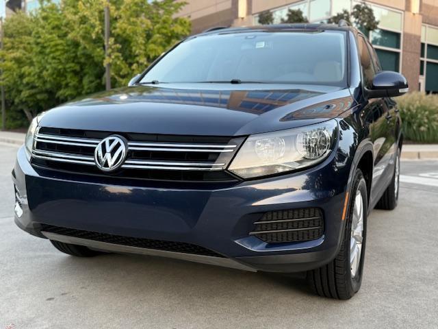 Volkswagen Tiguan SE 2016