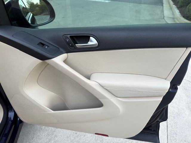Volkswagen Tiguan SE 2016