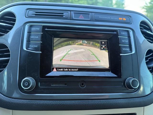 Volkswagen Tiguan SE 2016