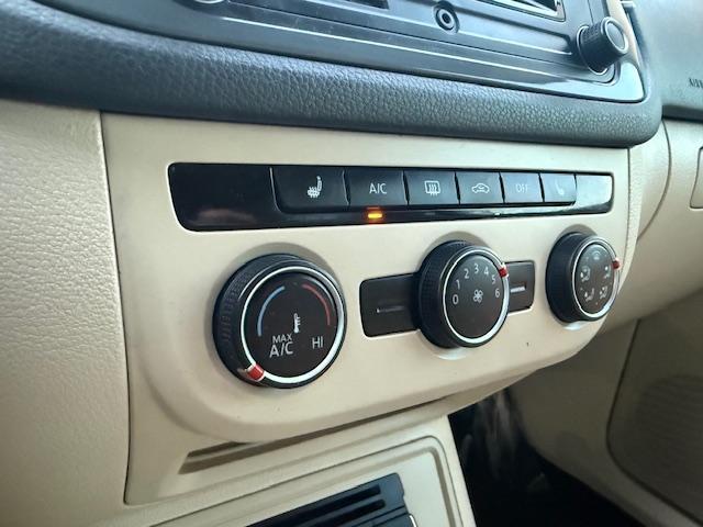 Volkswagen Tiguan SE 2016