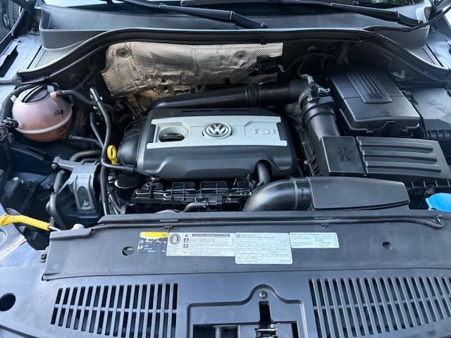 Volkswagen Tiguan SE 2016