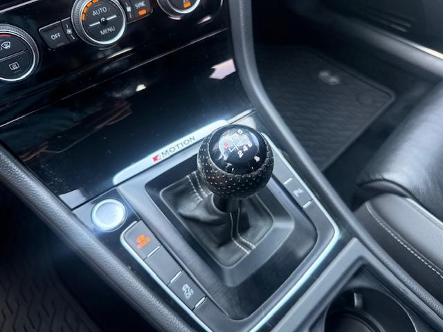 Volkswagen Golf R DCS and Navigation 6M 2018