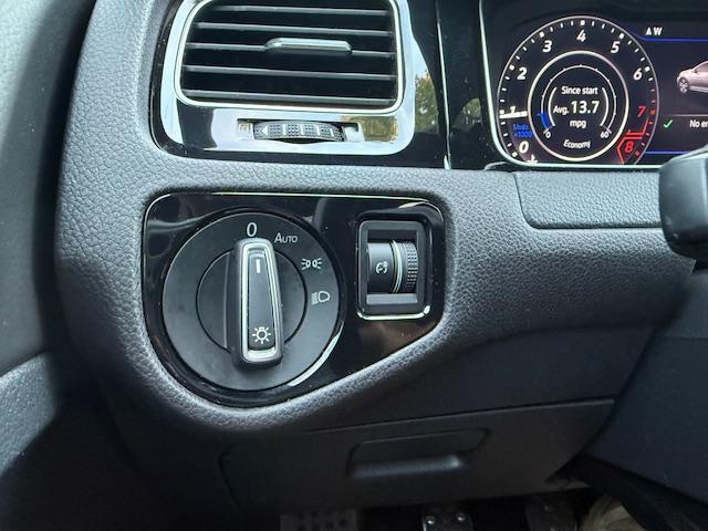 Volkswagen Golf R DCS and Navigation 6M 2018