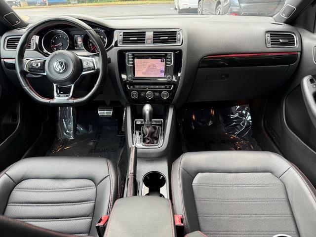 Volkswagen Jetta 2.0T GLI 6A 2017
