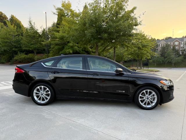 Ford Fusion Hybrid SE 2019