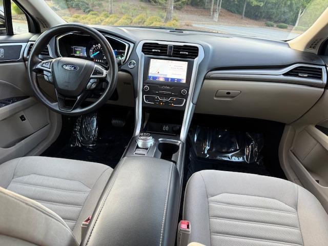 Ford Fusion Hybrid SE 2019