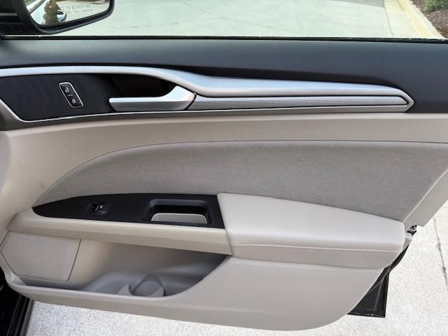 Ford Fusion Hybrid SE 2019