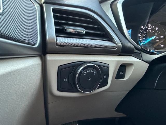 Ford Fusion Hybrid SE 2019