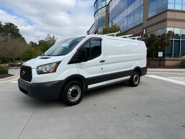 Ford Transit 150 Van Low Roof 60/40 Pass. 130-in. WB 2018