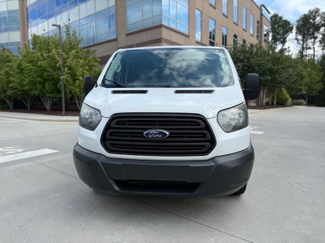 Ford Transit 150 Van Low Roof 60/40 Pass. 130-in. WB 2018