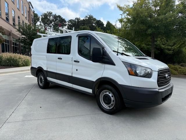 Ford Transit 150 Van Low Roof 60/40 Pass. 130-in. WB 2018
