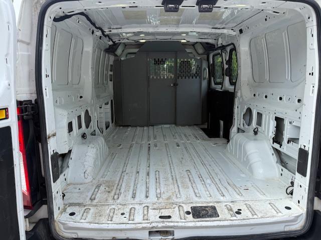 Ford Transit 150 Van Low Roof 60/40 Pass. 130-in. WB 2018