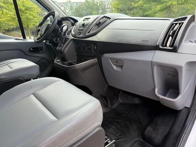 Ford Transit 150 Van Low Roof 60/40 Pass. 130-in. WB 2018