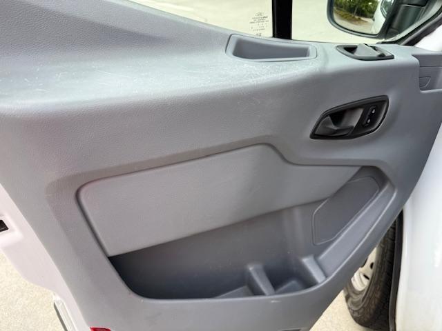 Ford Transit 150 Van Low Roof 60/40 Pass. 130-in. WB 2018