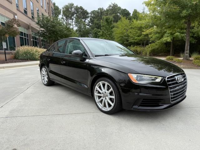 Audi A3 1.8T Premium FWD S tronic 2015