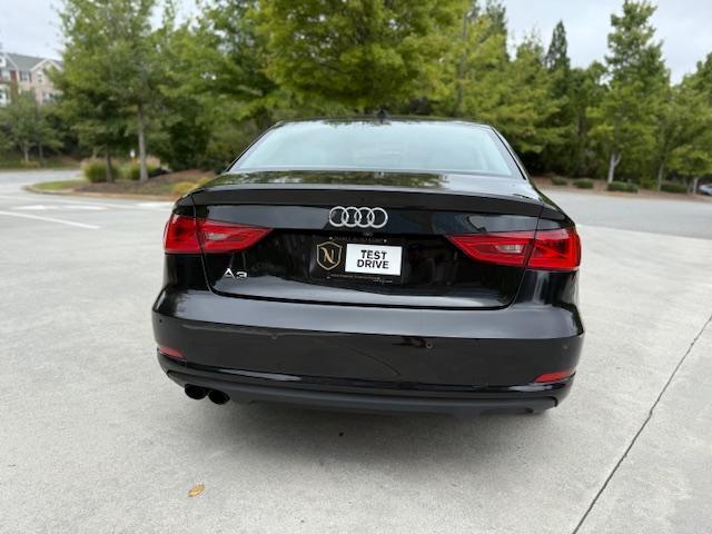 Audi A3 1.8T Premium FWD S tronic 2015