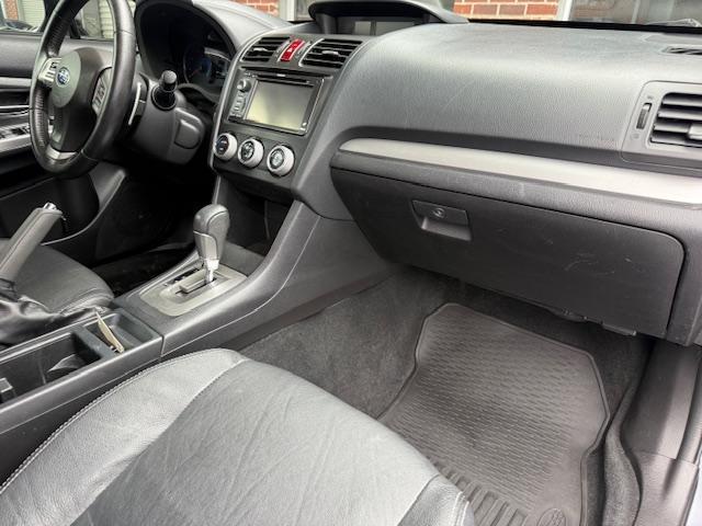 Subaru XV Crosstrek Hybrid 2.0i Touring 2014