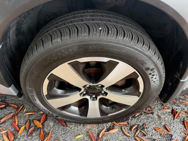 Subaru XV Crosstrek Hybrid 2.0i Touring 2014