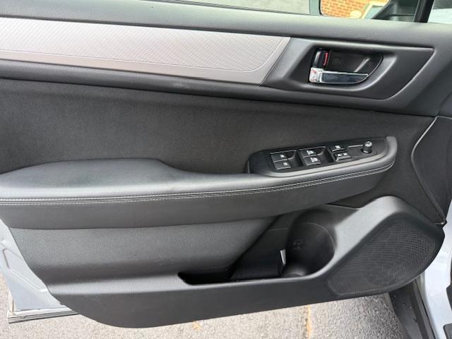 Subaru Outback 2.5i Premium 2015