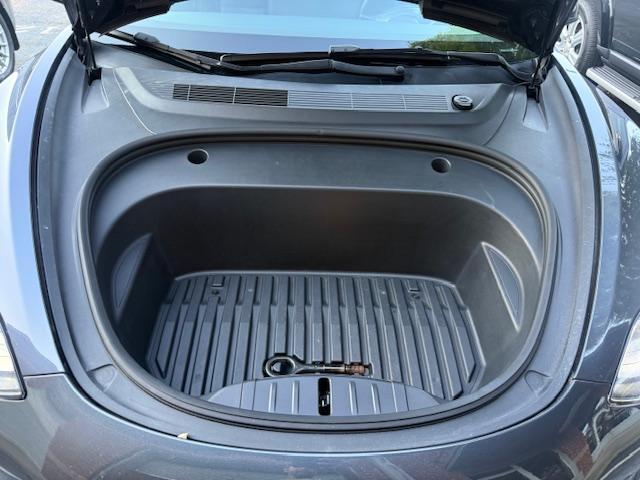Tesla Model 3 Base 2023