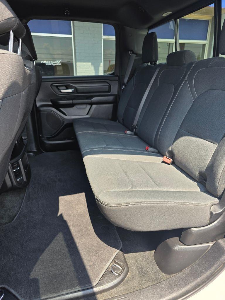 RAM 1500 Tradesman Crew Cab SWB 4WD 2023