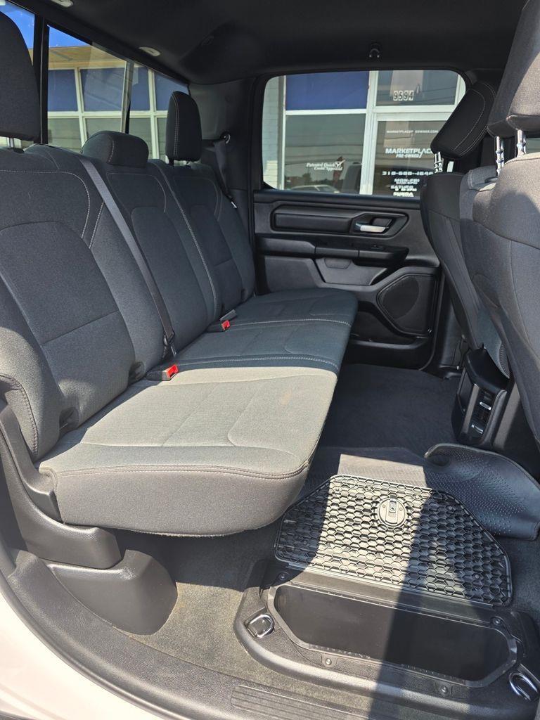 RAM 1500 Tradesman Crew Cab SWB 4WD 2023