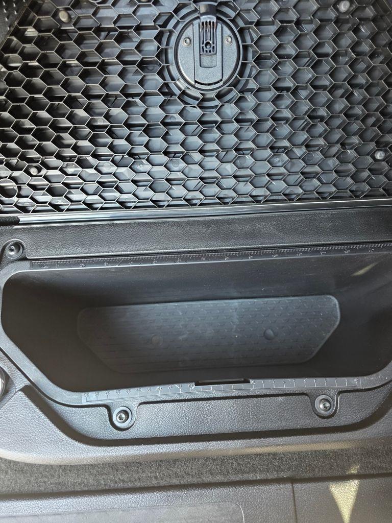 RAM 1500 Tradesman Crew Cab SWB 4WD 2023