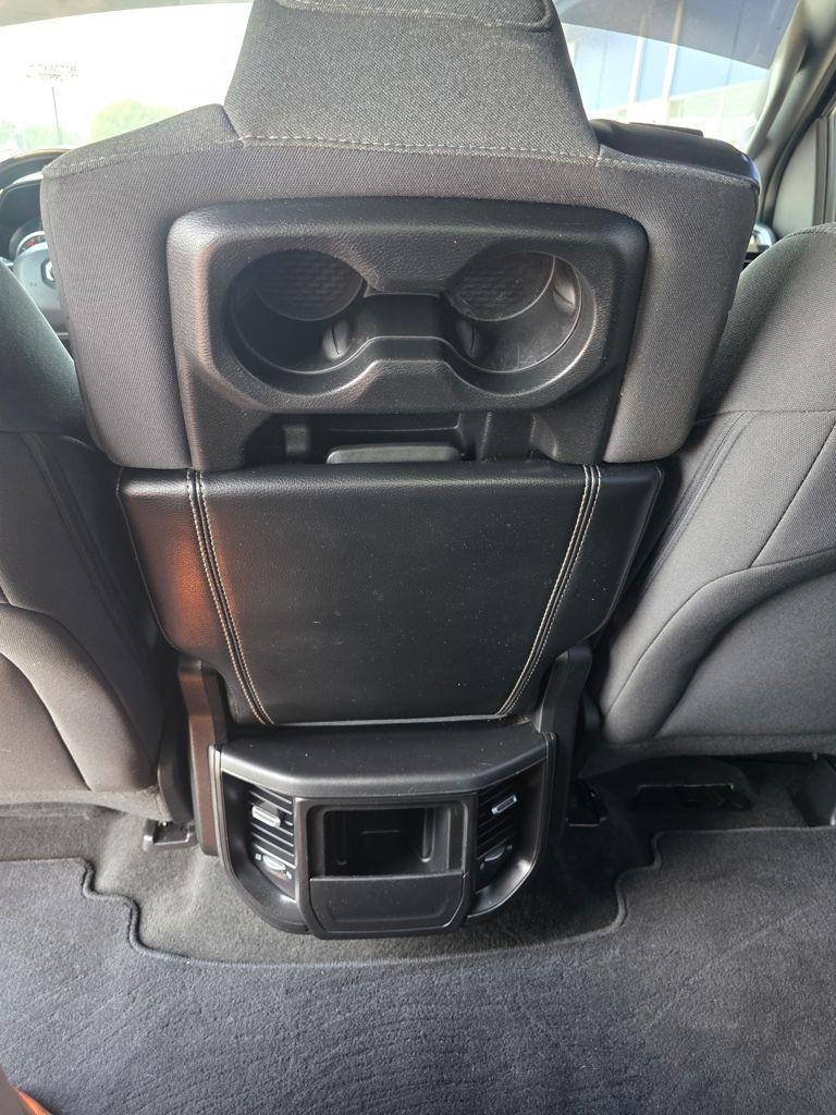 RAM 1500 Tradesman Crew Cab SWB 4WD 2023