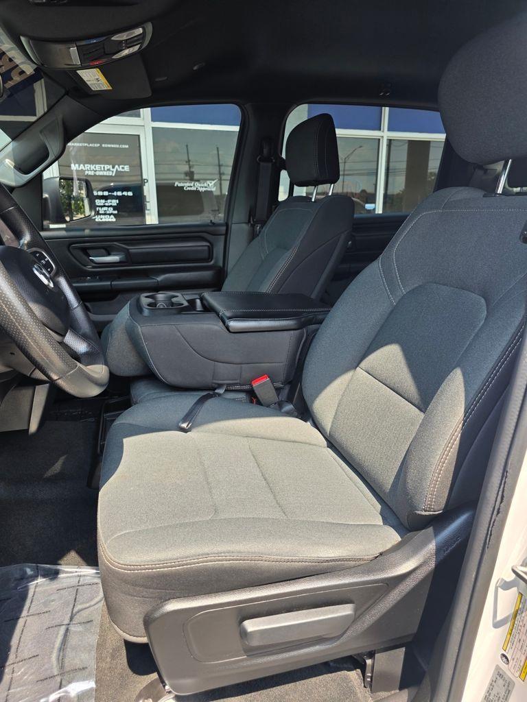 RAM 1500 Tradesman Crew Cab SWB 4WD 2023