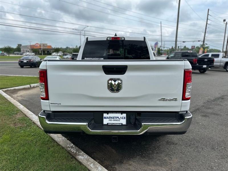 RAM 1500 Tradesman Crew Cab SWB 4WD 2023
