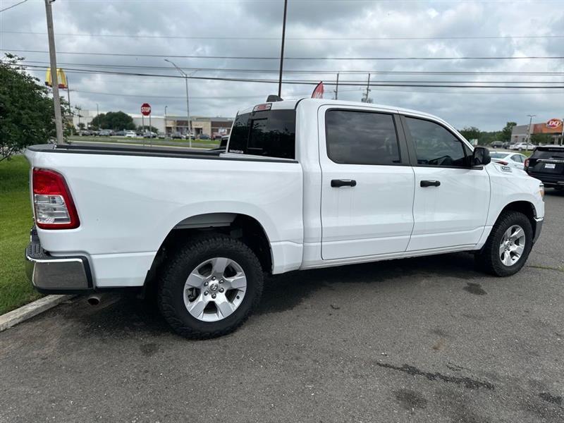 RAM 1500 Tradesman Crew Cab SWB 4WD 2023