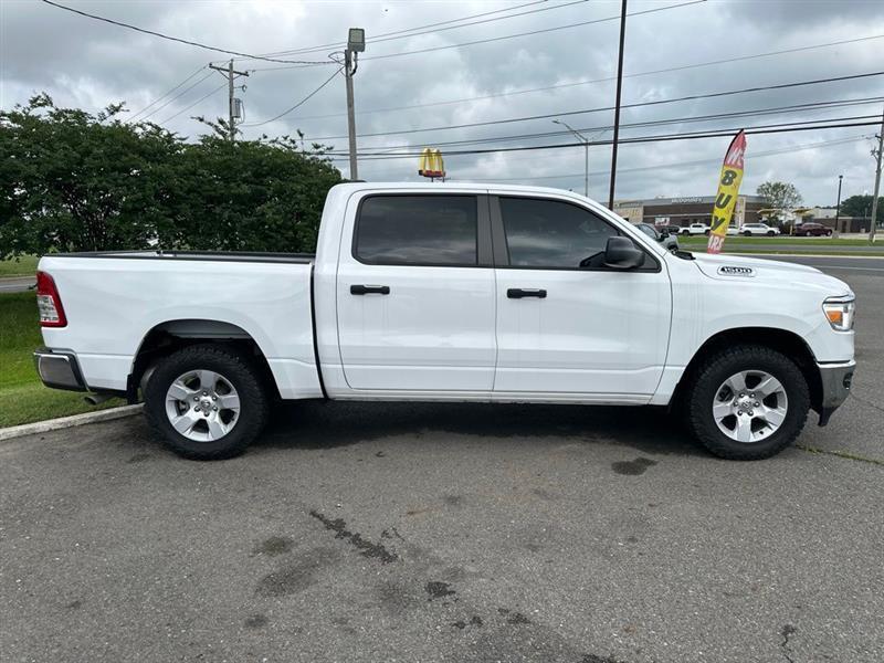 RAM 1500 Tradesman Crew Cab SWB 4WD 2023