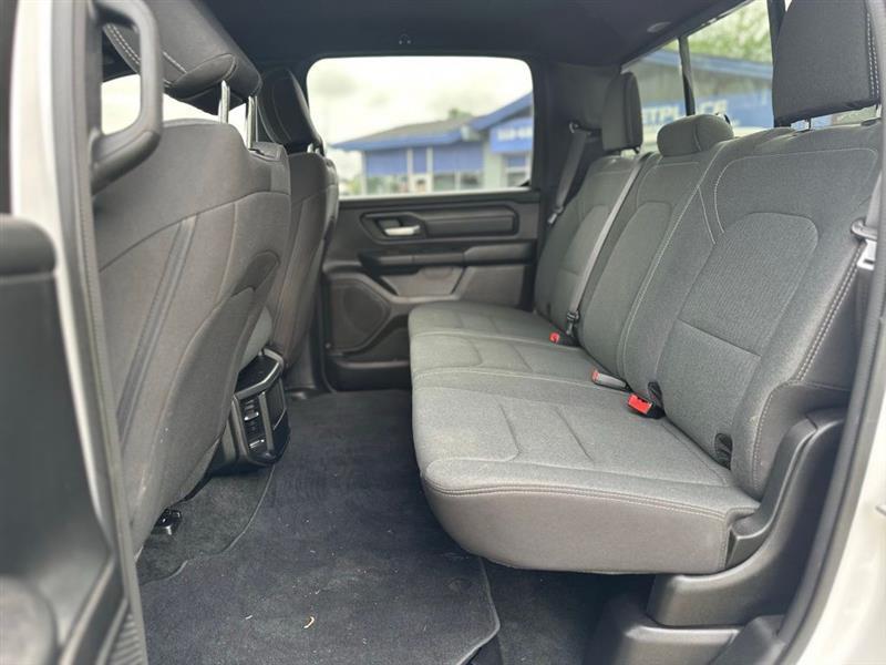 RAM 1500 Tradesman Crew Cab SWB 4WD 2023