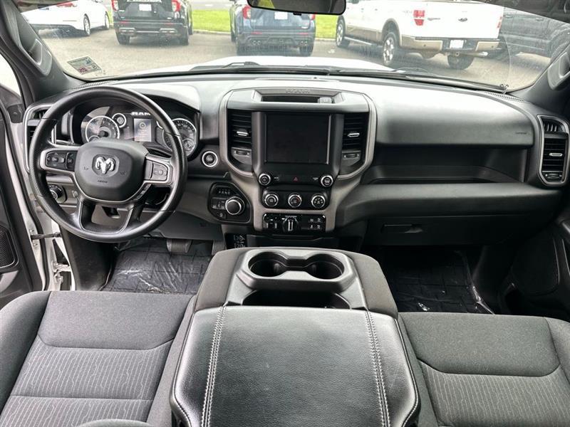 RAM 1500 Tradesman Crew Cab SWB 4WD 2023