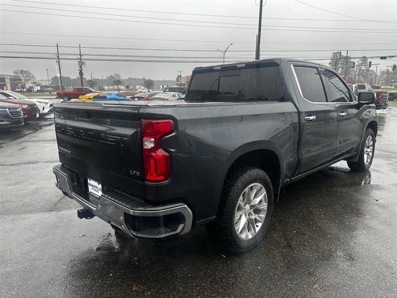 Chevrolet Silverado 1500 Limited LTZ Crew Cab 4WD 2022
