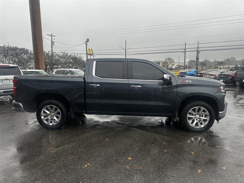 Chevrolet Silverado 1500 Limited LTZ Crew Cab 4WD 2022