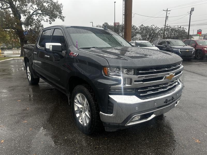 Chevrolet Silverado 1500 Limited LTZ Crew Cab 4WD 2022